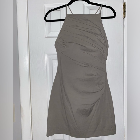 Grey mini dress, so flattering, BRAND NEW - Picture 7 of 7